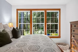 10173 NE Garibaldi Loop, Bainbridge Island, WA 98110 - Photo 14