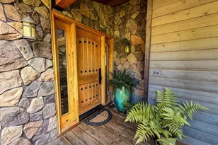 726 Pine Ridge Dr, Orcas Island, WA 98279 - Photo 4
