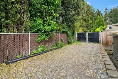 570 SE Andrews Street, Issaquah, WA 98027 - Photo 26