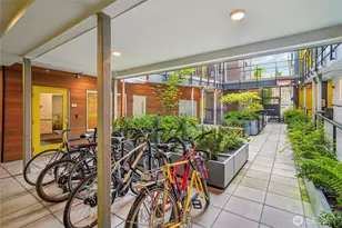 121 12th Ave E, Seattle, WA 98102 - Photo 22