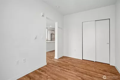 121 12th Avenue E #406, Seattle, WA 98102 - Photo 18