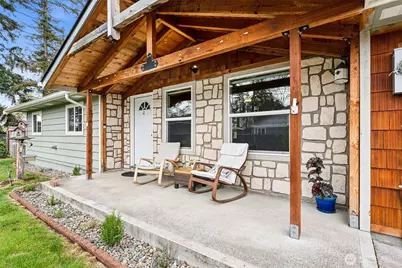 10402 Douglas Drive SW, Lakewood, WA 98499 - Photo 2