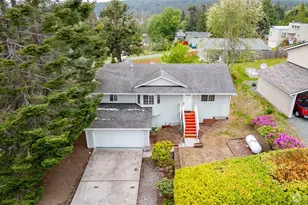 660 Cranberry Dr, Oak Harbor, WA 98277 - Photo 4