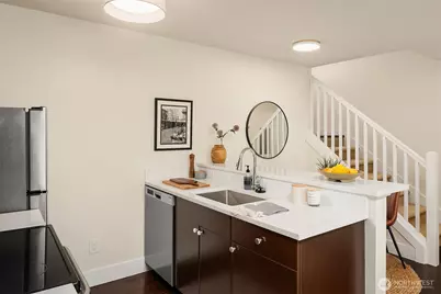 120 NW 39th Street #304, Seattle, WA 98107 - Photo 8