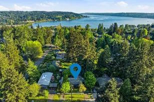 6123 NE 185th St, Kenmore, WA 98028 - Photo 2