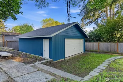 6123 NE 185th Street, Kenmore, WA 98028 - Photo 32