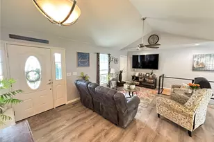 711 Locust St, Omak, WA 98841 - Photo 8
