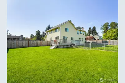 12023 225th Avenue Ct E, Bonney Lake, WA 98391 - Photo 34