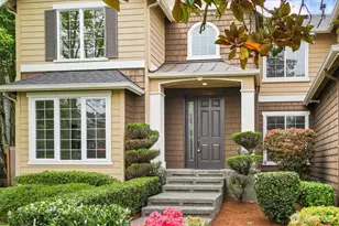 323 239th Ct SE, Sammamish, WA 98074 - Photo 4