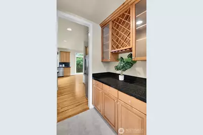 323 239th Ct SE, Sammamish, WA 98074 - Photo 18