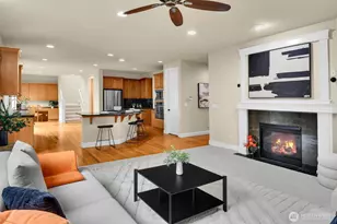 323 239th Ct SE, Sammamish, WA 98074 - Photo 14