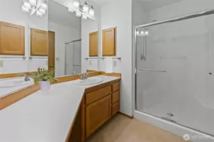 911 NW Leisure Ln, Bremerton, WA 98311 - Photo 16