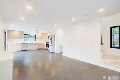 4608 NE 47th Street, Seattle, WA 98105 - Photo 6