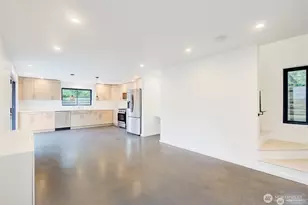 4608 NE 47th St, Seattle, WA 98105 - Photo 6