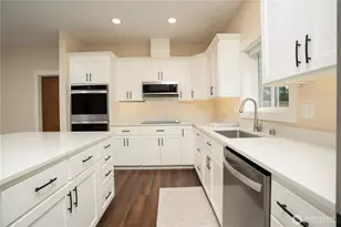 21 E Eastwood Ln, Union, WA 98592 - Photo 10