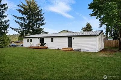 14306 Greenbelt Drive E, Bonney Lake, WA 98391 - Photo 28