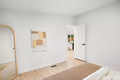 14306 Greenbelt Drive E, Bonney Lake, WA 98391 - Photo 20