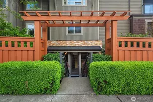 316 Walnut St, Edmonds, WA 98020 - Photo 1