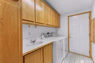 571 Lupine Ln, Burlington, WA 98233 - Photo 26