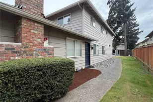 1262 Cedar Ave, Marysville, WA 98270 - Photo 2