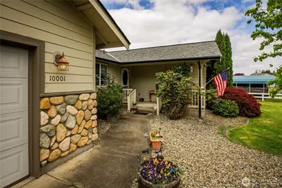10001 Beth Court SE, Yelm, WA 98597 - Photo 2