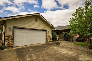 10001 Beth Ct SE, Yelm, WA 98597 - Photo 30
