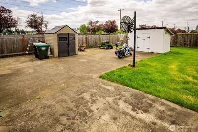 10001 Beth Court SE, Yelm, WA 98597 - Photo 28