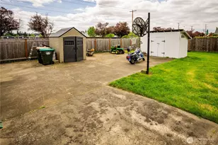 10001 Beth Ct SE, Yelm, WA 98597 - Photo 28