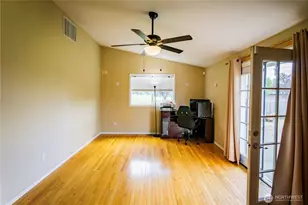 10001 Beth Ct SE, Yelm, WA 98597 - Photo 16