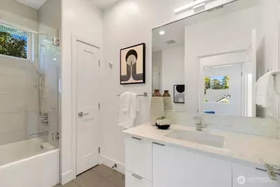 13643 SE 10th Street SE, Bellevue, WA 98005 - Photo 30