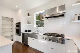13643 SE 10th Street SE, Bellevue, WA 98005 - Photo 18