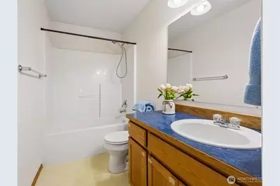 17103 112th Street Ct E, Bonney Lake, WA 98391 - Photo 18