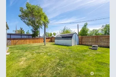 10369 Northern Avenue NE, Coulee City, WA 99115 - Photo 16