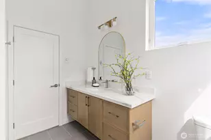 8863 Midvale Ave N, Seattle, WA 98103 - Photo 30