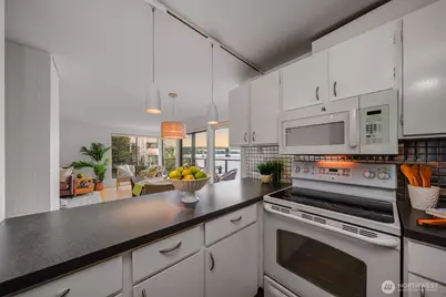 2360 43rd Avenue E #206, Seattle, WA 98112 - Photo 10