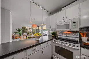 2360 43rd Ave E, Seattle, WA 98112 - Photo 10