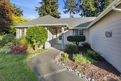 9216 78th Street SW, Tacoma, WA 98498 - Photo 2