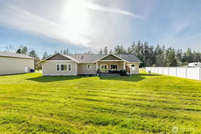 13837 Bay View Road, Mount Vernon, WA 98273 - Photo 32