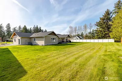 13837 Bay View Road, Mount Vernon, WA 98273 - Photo 28