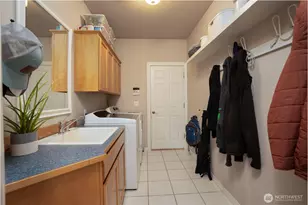 2103 13th St SW, Puyallup, WA 98371 - Photo 14
