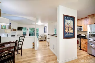 18501 SE Newport Way #J238, Issaquah, WA 98027 - Photo 10