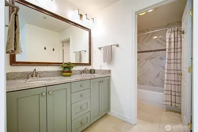 18501 SE Newport Way #J238, Issaquah, WA 98027 - Photo 18