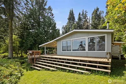 2659 S East Camano Drive, Camano Island, WA 98282 - Photo 2