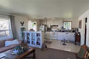 226 Orcas Ave, Port Angeles, WA 98362 - Photo 2