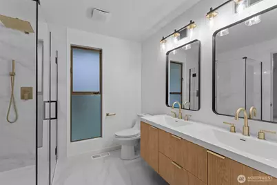 16438 SE 22nd Street, Bellevue, WA 98008 - Photo 20