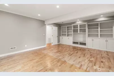 16438 SE 22nd Street, Bellevue, WA 98008 - Photo 32