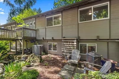 155 Mount Olympus Drive NW, Issaquah, WA 98027 - Photo 2