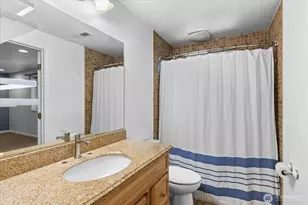 155 Mt Olympus Dr NW, Issaquah, WA 98027 - Photo 28