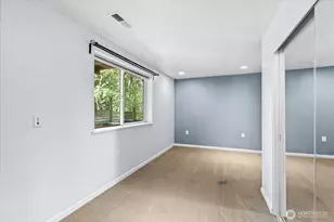 155 Mt Olympus Dr NW, Issaquah, WA 98027 - Photo 32