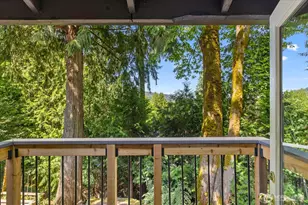 155 Mt Olympus Dr NW, Issaquah, WA 98027 - Photo 16